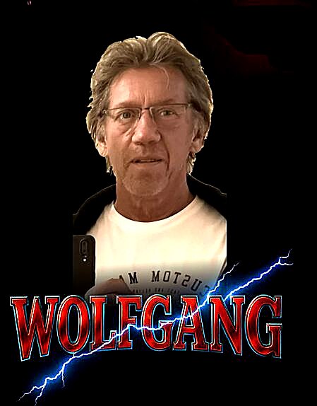 Bassist - Wolfgang